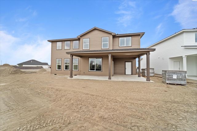 8406 Silver Mound Dr, Pasco, WA 99301