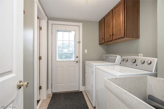 8493 Webster Road, Strongsville, OH 44136