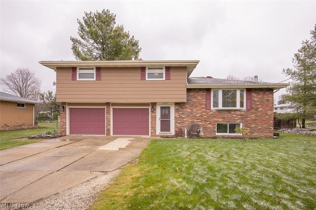8493 Webster Road, Strongsville, OH 44136