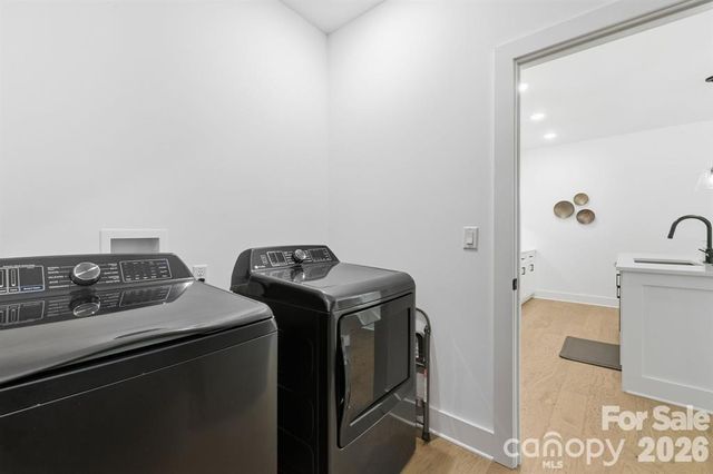 108 Glendale Avenue, Asheville, NC 28803
