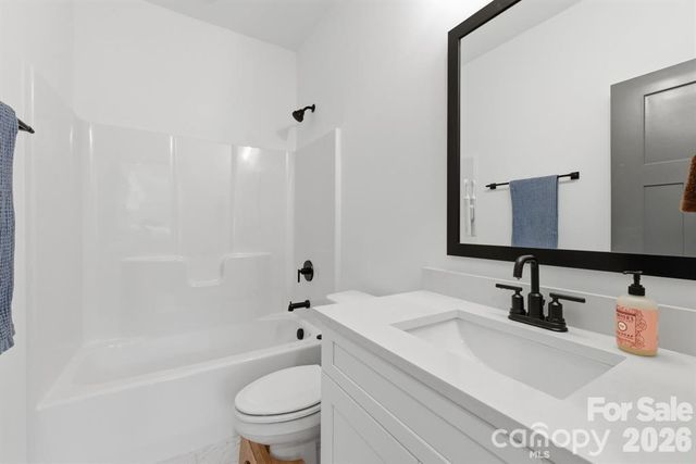 108 Glendale Avenue, Asheville, NC 28803