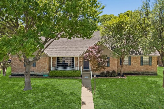 13530 Far Hills Lane, Dallas, TX 75240