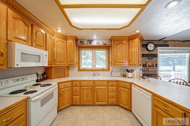 1956 W 3000 N, Rexburg, ID 83440