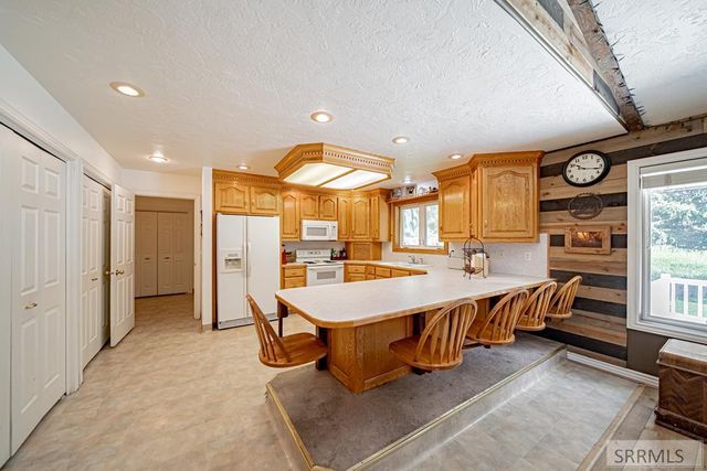 1956 W 3000 N, Rexburg, ID 83440