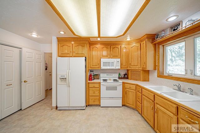 1956 W 3000 N, Rexburg, ID 83440