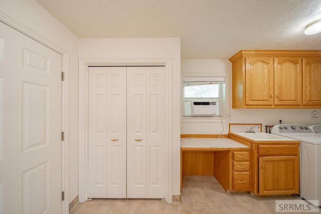 1956 W 3000 N, Rexburg, ID 83440