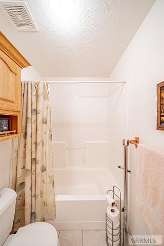 1956 W 3000 N, Rexburg, ID 83440