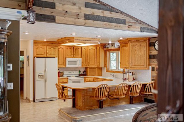 1956 W 3000 N, Rexburg, ID 83440