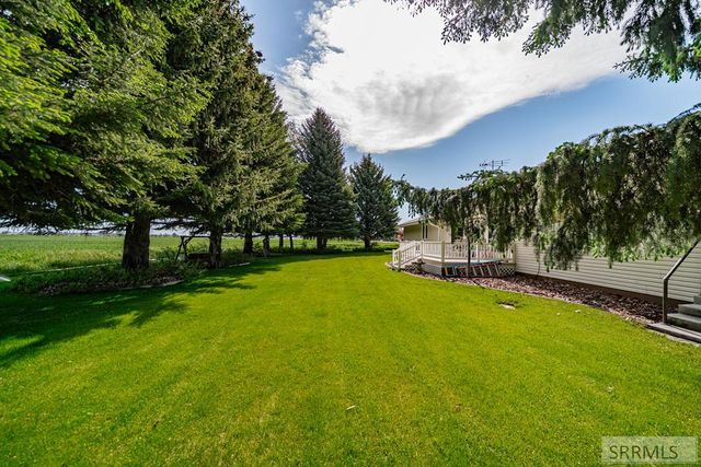 1956 W 3000 N, Rexburg, ID 83440