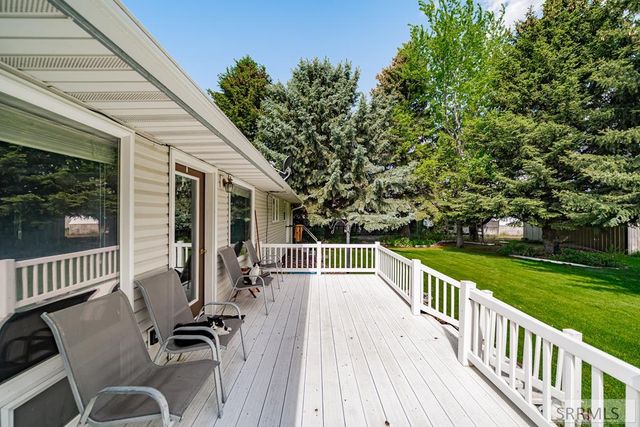 1956 W 3000 N, Rexburg, ID 83440