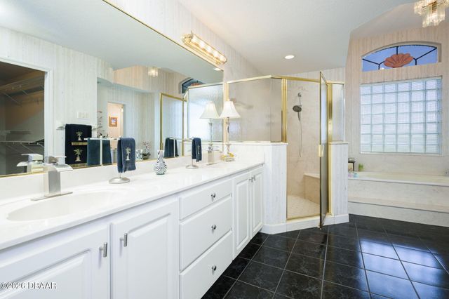 6282 Paradise Island Court, Port Orange, FL 32128