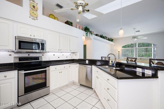 6282 Paradise Island Court, Port Orange, FL 32128