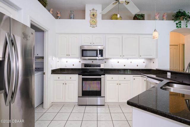 6282 Paradise Island Court, Port Orange, FL 32128