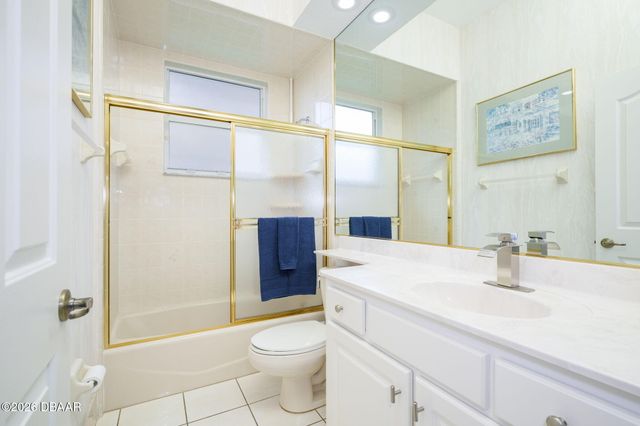 6282 Paradise Island Court, Port Orange, FL 32128