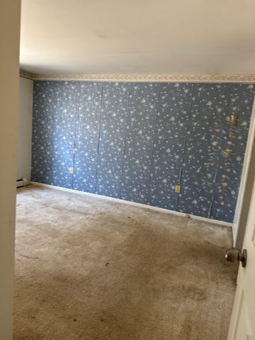 560 N Green Creek Road, Muskegon, MI 49445