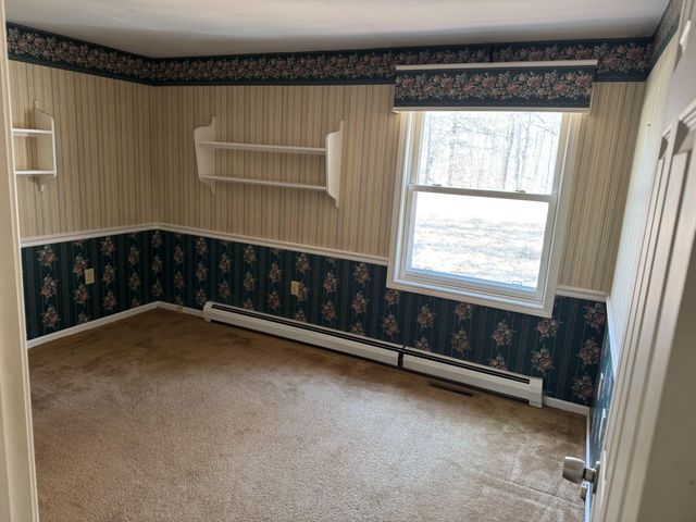 560 N Green Creek Road, Muskegon, MI 49445