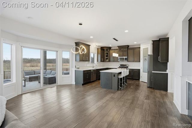 56496 Leeds Lane, Macomb, MI 48042