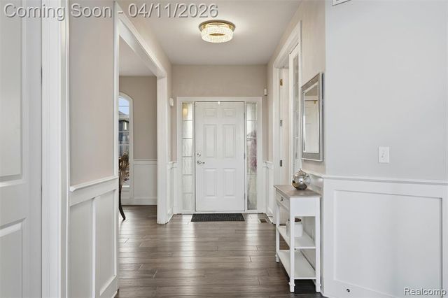 56496 Leeds Lane, Macomb, MI 48042