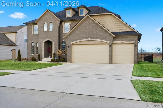 56496 Leeds Lane, Macomb, MI 48042