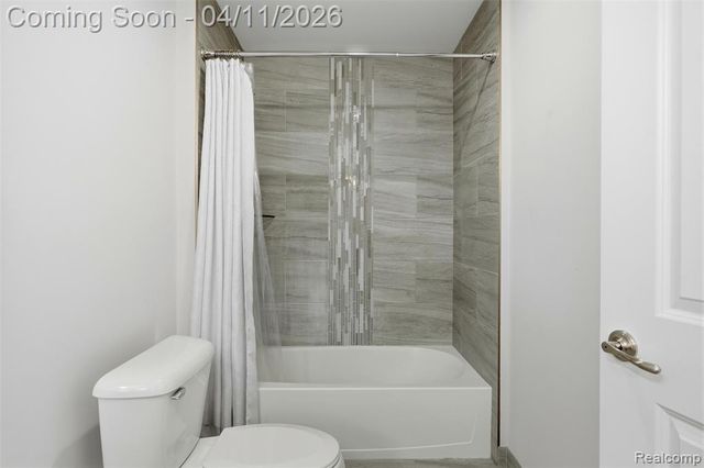 56496 Leeds Lane, Macomb, MI 48042