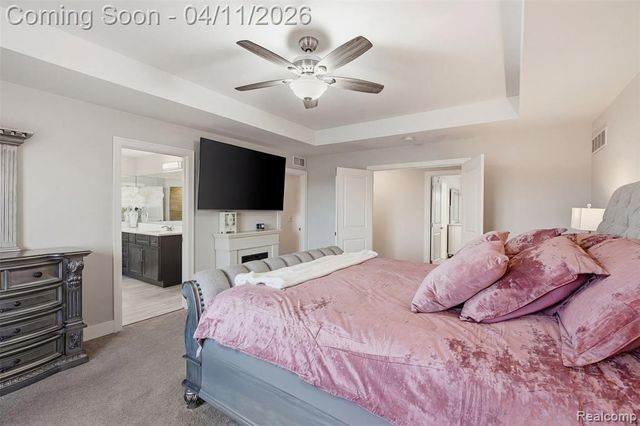 56496 Leeds Lane, Macomb, MI 48042