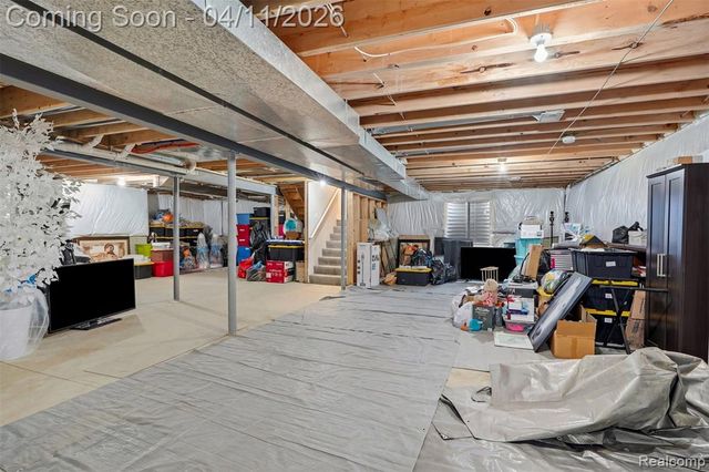 56496 Leeds Lane, Macomb, MI 48042