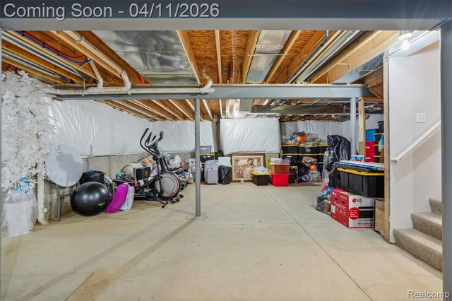 56496 Leeds Lane, Macomb, MI 48042