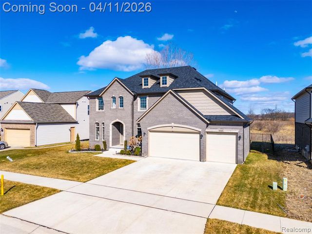 56496 Leeds Lane, Macomb, MI 48042