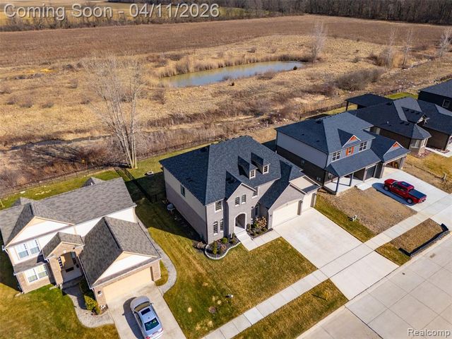 56496 Leeds Lane, Macomb, MI 48042