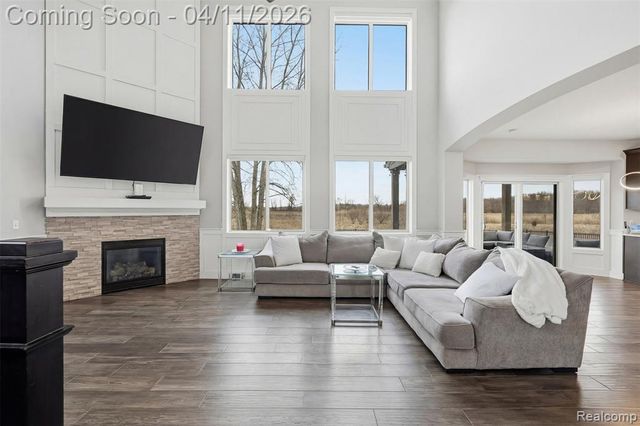 56496 Leeds Lane, Macomb, MI 48042