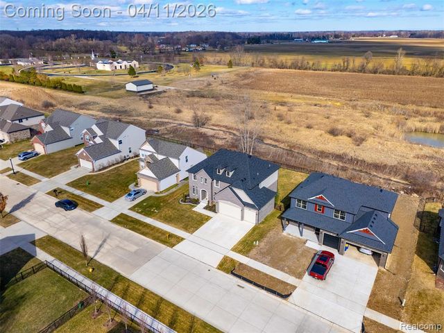 56496 Leeds Lane, Macomb, MI 48042