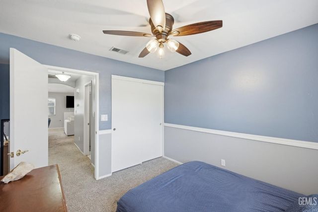 5716 March Meadows Way, Bakersfield, CA 93313