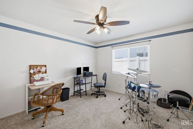5716 March Meadows Way, Bakersfield, CA 93313