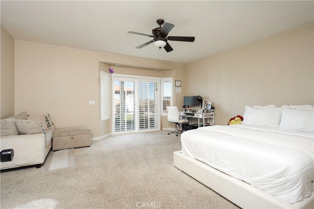 Image 15 of property listing at 42561 25th W, Lancaster, CA 93536