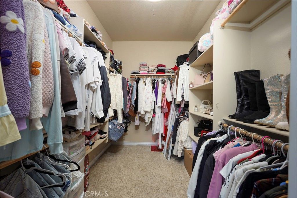 Image 21 of property listing at 42561 25th W, Lancaster, CA 93536