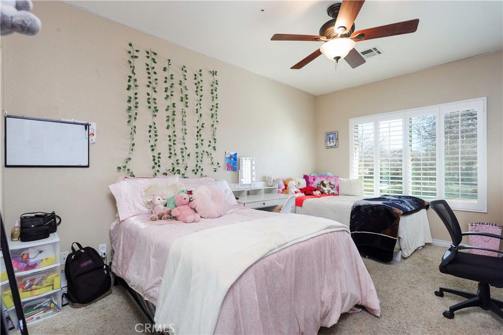 Image 22 of property listing at 42561 25th W, Lancaster, CA 93536