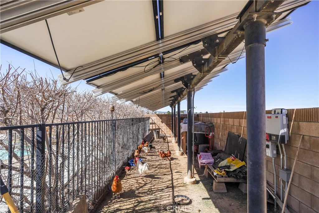 Image 34 of property listing at 42561 25th W, Lancaster, CA 93536