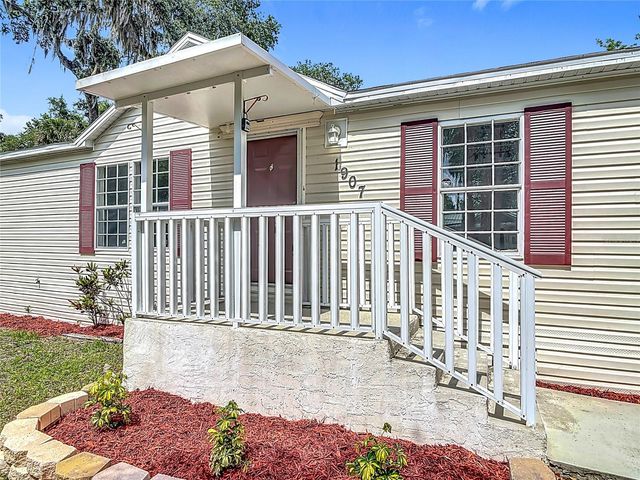 1907 MADRE STREET, New Smyrna Beach, FL 32168