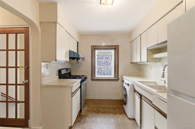 56-20 217th Street, Bayside, NY 11364