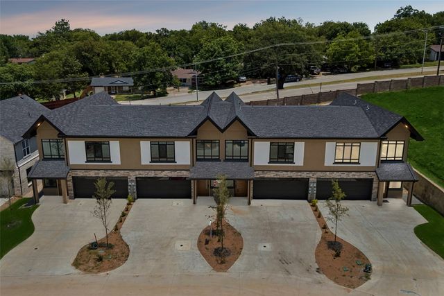 812 Premier Parkway, Grand Prairie, TX 75051