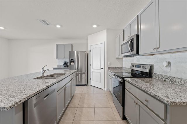 571 TANARO LANE, Haines City, FL 33844