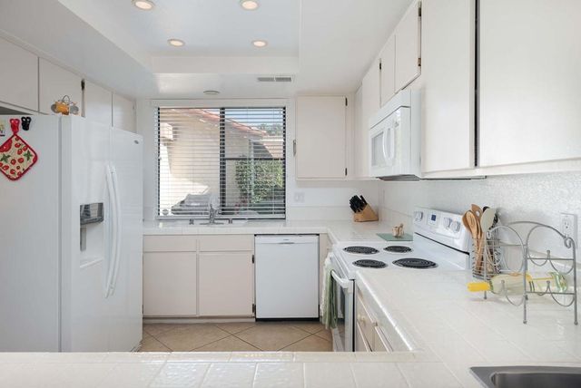 279 San Remo Street, Palm Desert, CA 92260