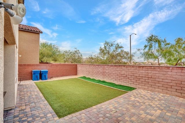 7104 Flathead River Avenue, Las Vegas, NV 89179