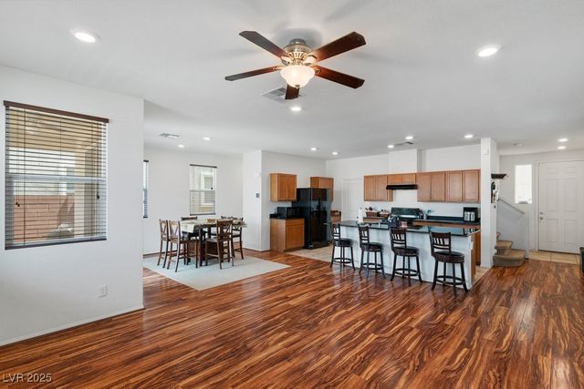 7104 Flathead River Avenue, Las Vegas, NV 89179