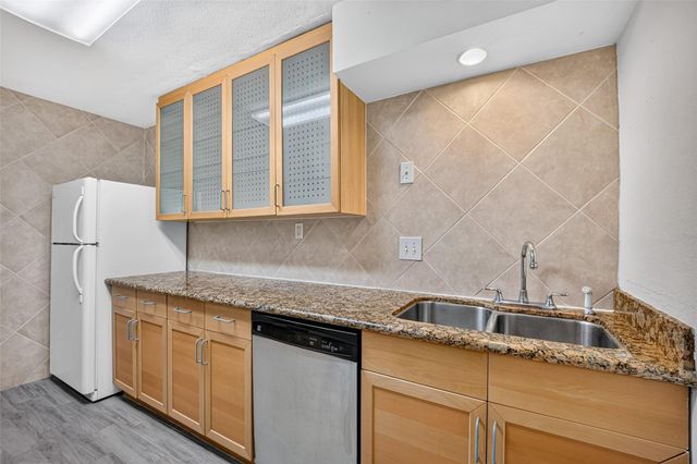 3131 Cummins Street 23, Houston, TX 77027