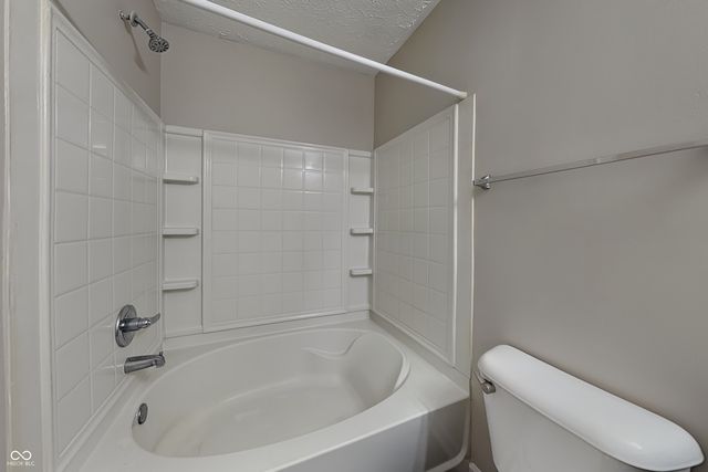 12160 Lindley Drive, Noblesville, IN 46060
