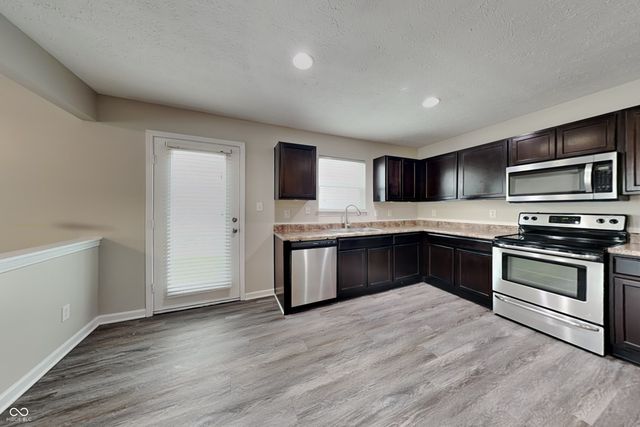 12160 Lindley Drive, Noblesville, IN 46060