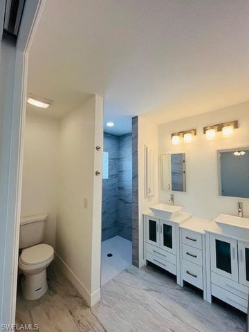 1726 NE 17th TER, Cape Coral, FL 33909