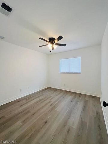 1726 NE 17th TER, Cape Coral, FL 33909