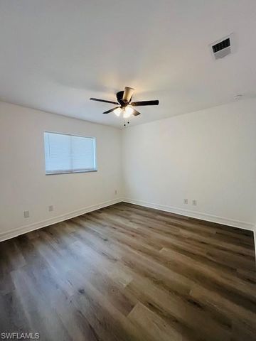 1726 NE 17th TER, Cape Coral, FL 33909